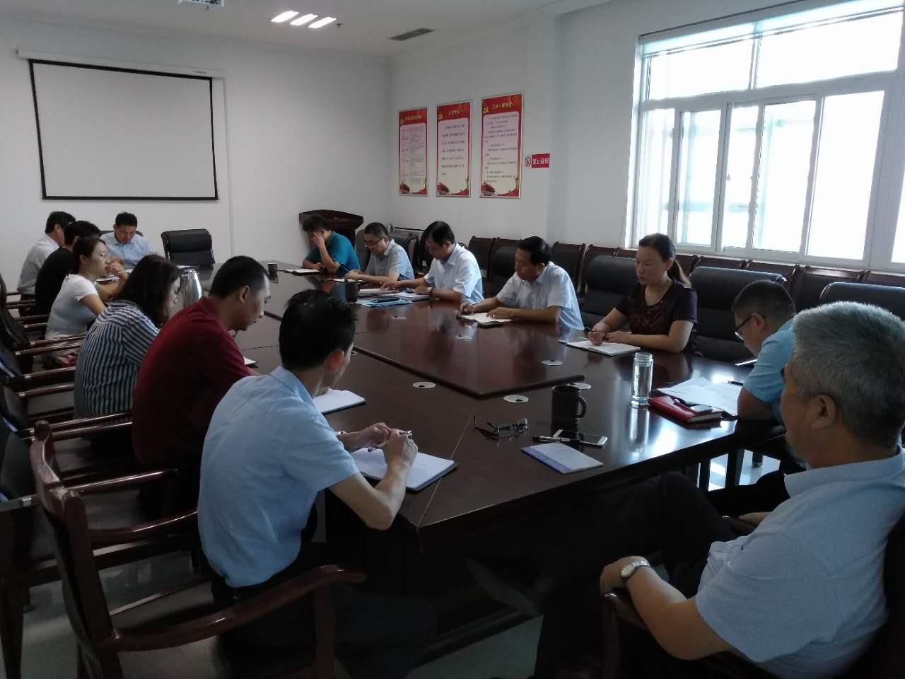 县招商局召开落实不力问题专项整治行动部署