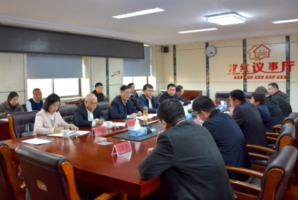 县委书记高原列席指导常家镇党委会议